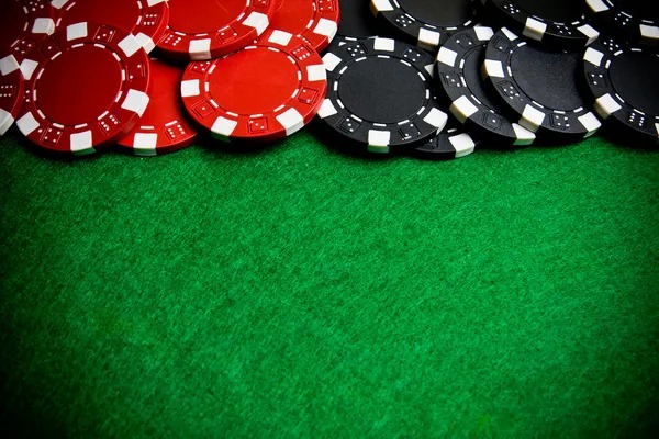 Wild Coaster game rules and payout table displayed on smartphone screen